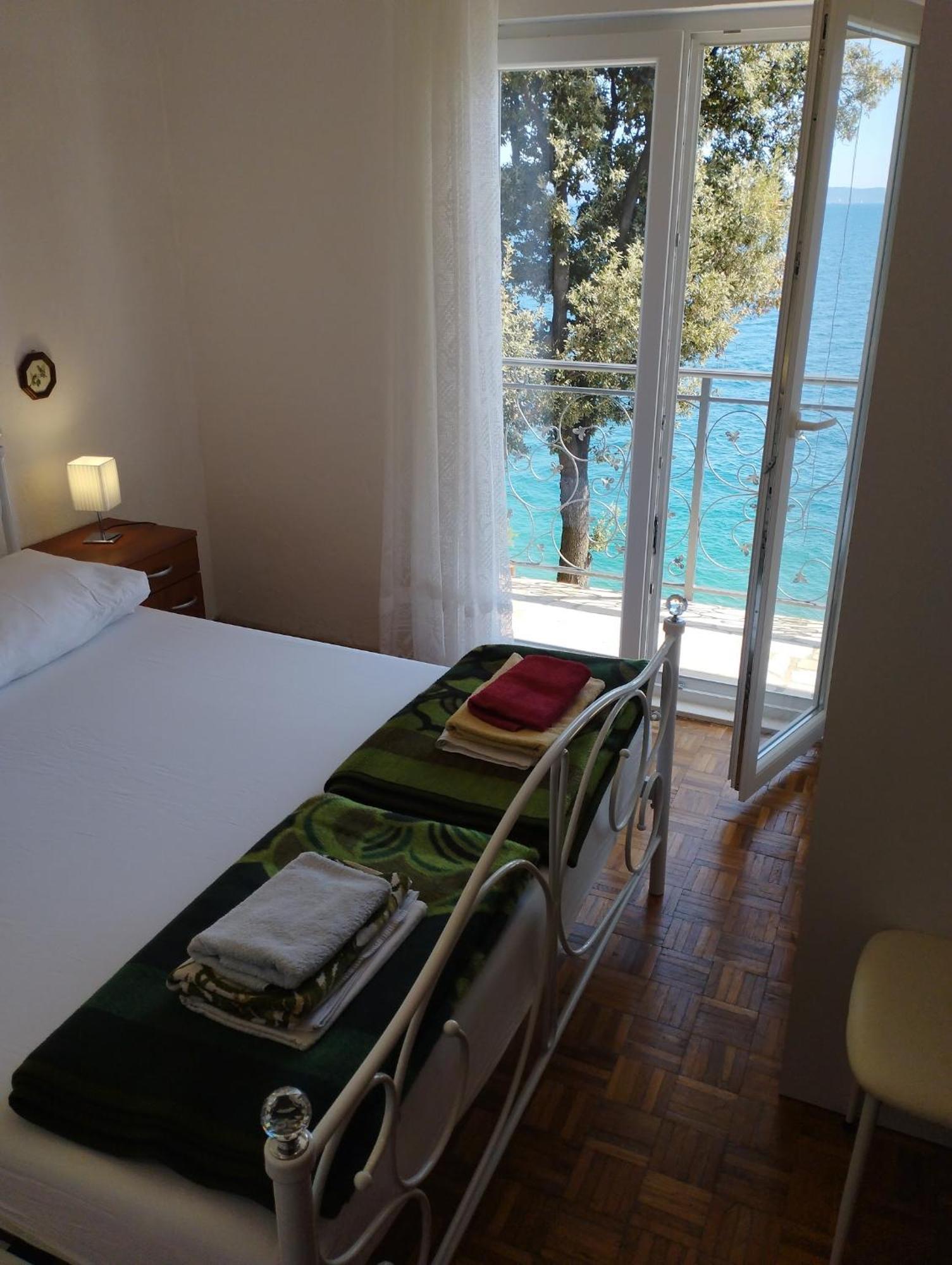 Villa Amarela Seget Vranjica Eksteriør bilde