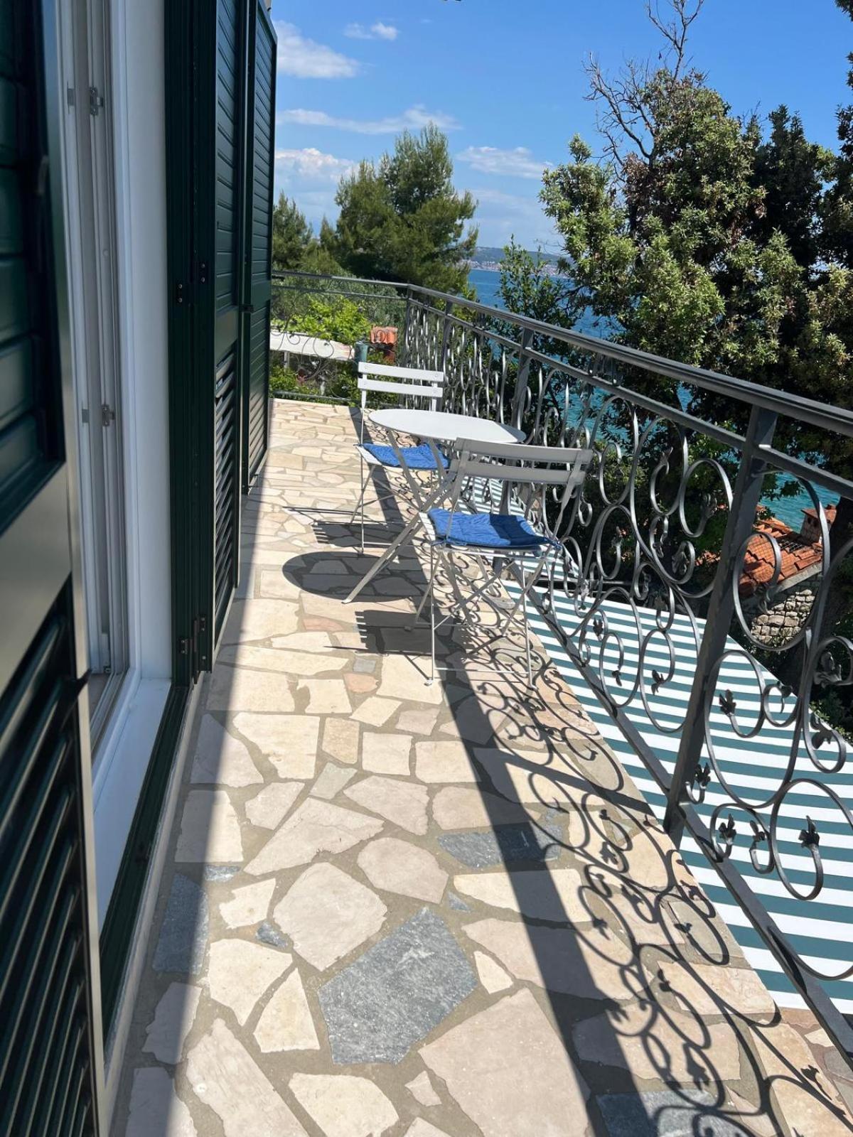 Villa Amarela Seget Vranjica Eksteriør bilde